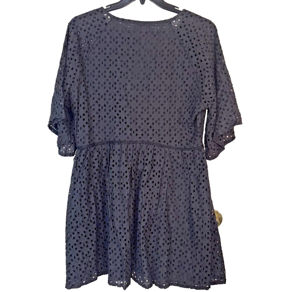 Elan‎ Black Eyelet Mini Dress XL Lined 3/4 Sleeve V-Neck Bloomingdale's Brand - Picture 2 of 8